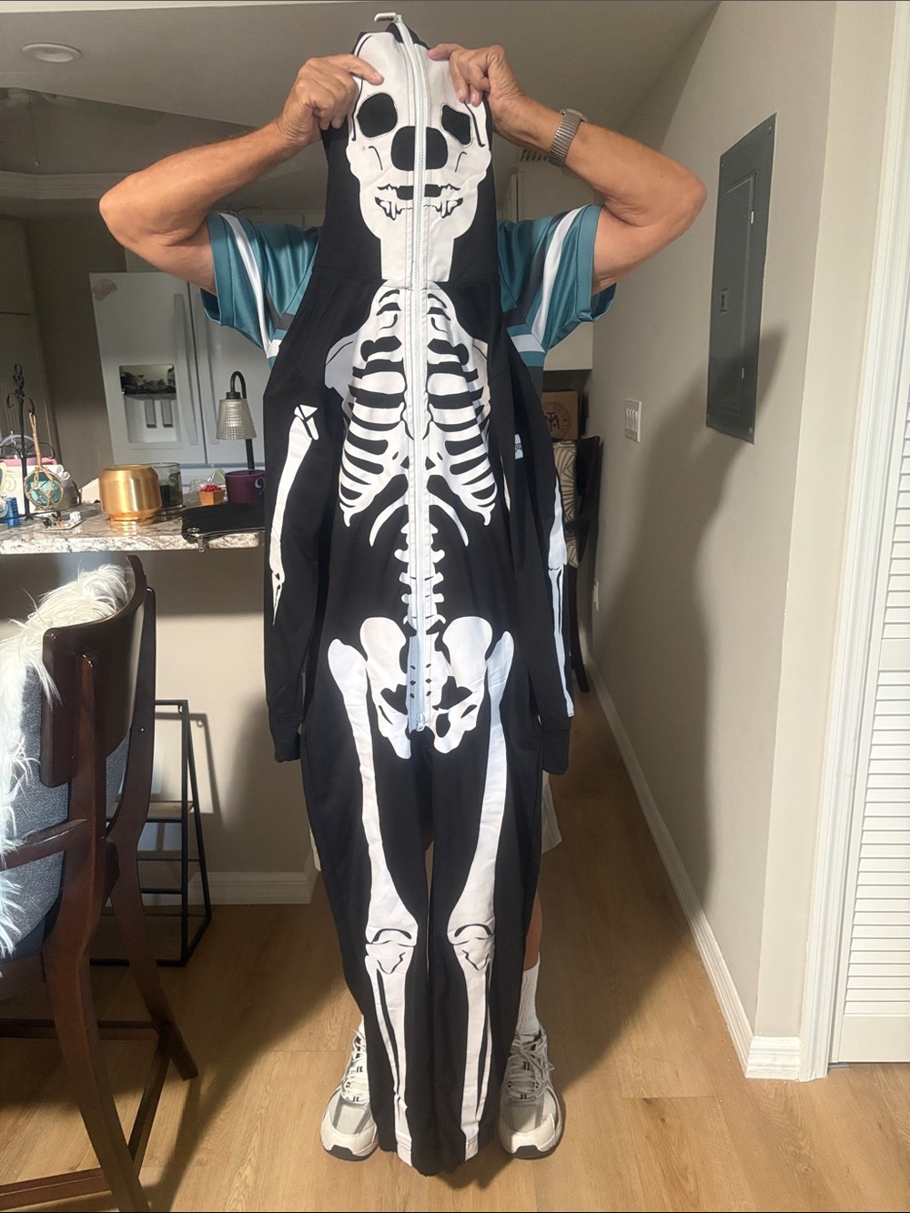 Tipsy Elves Black & White Adult Skeleton Zip-Up Hoodie Costume